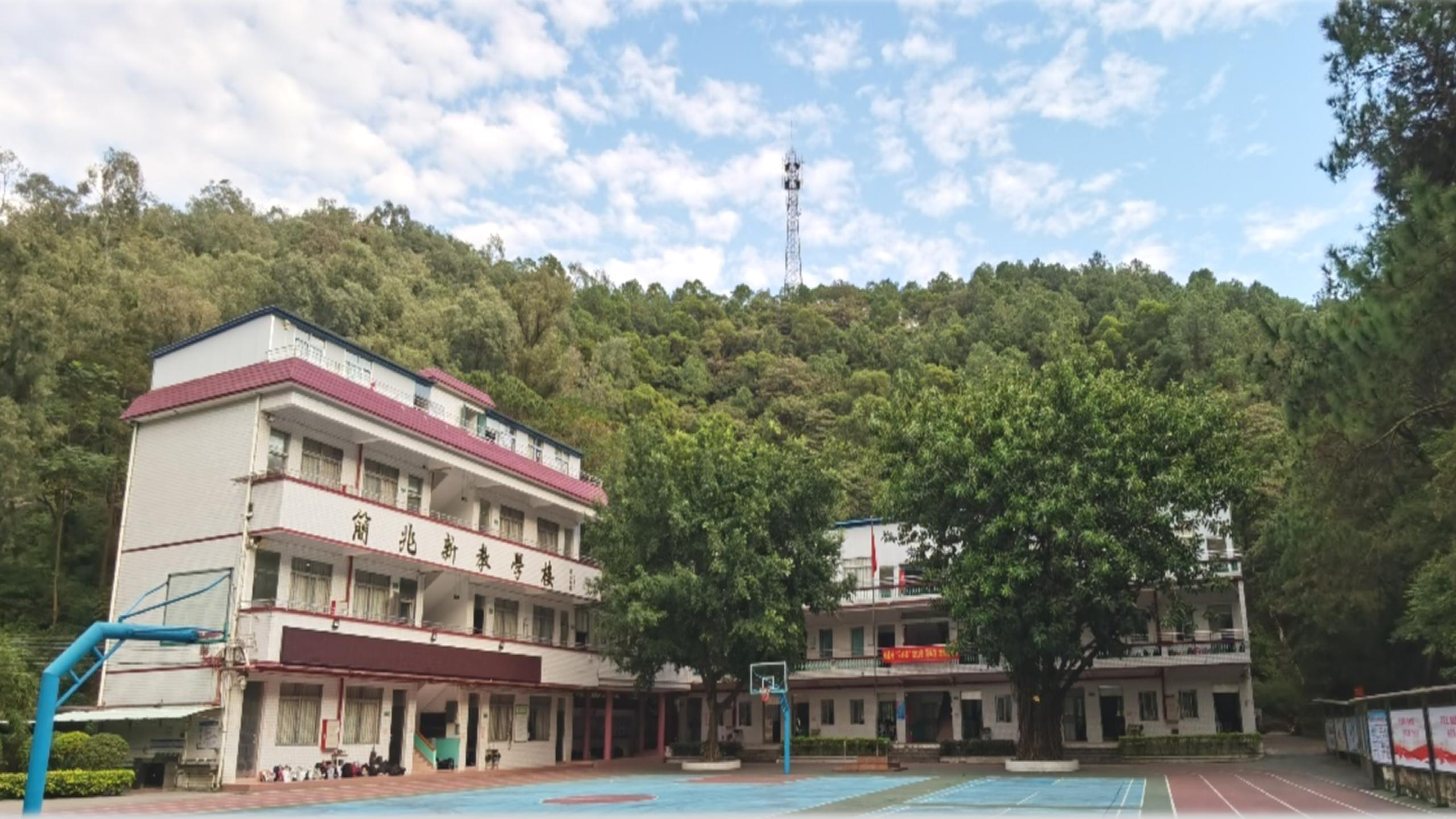虎嶺初級中學(xué).jpg